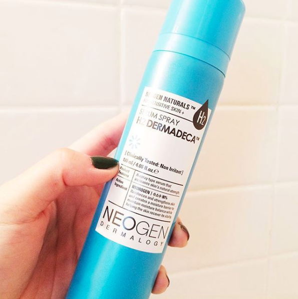 Neogen H2 Dermadeca Serum Spray is like a breath of fresh air, plumping your face and minimizing aging signs.