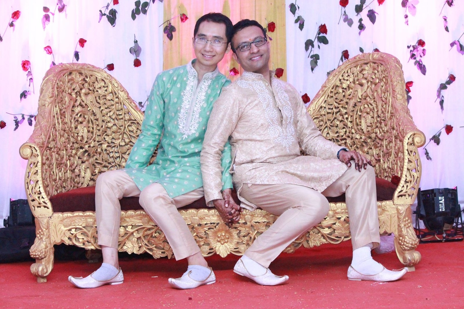 An Indian Married A Vietnamese Man In A Traditional Hindu Wedding