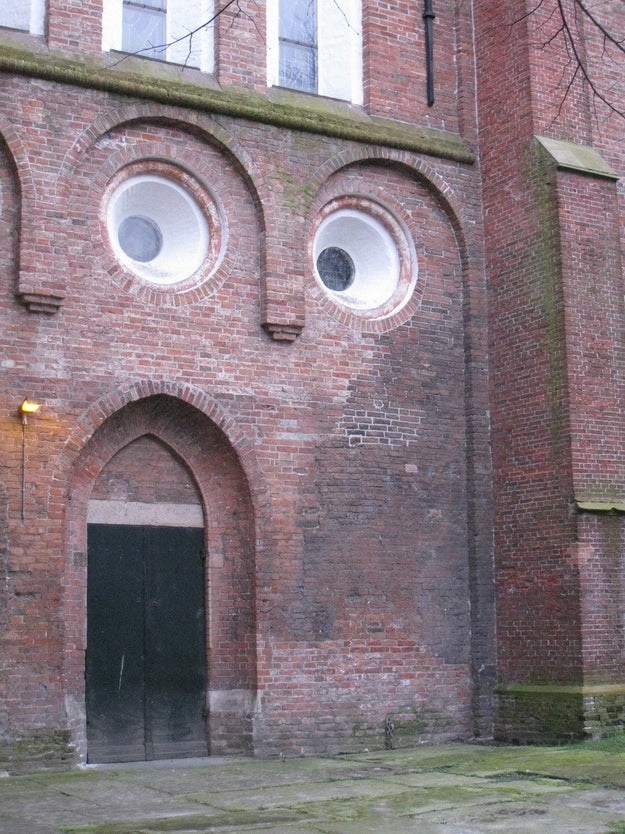 This building just can't believe it!