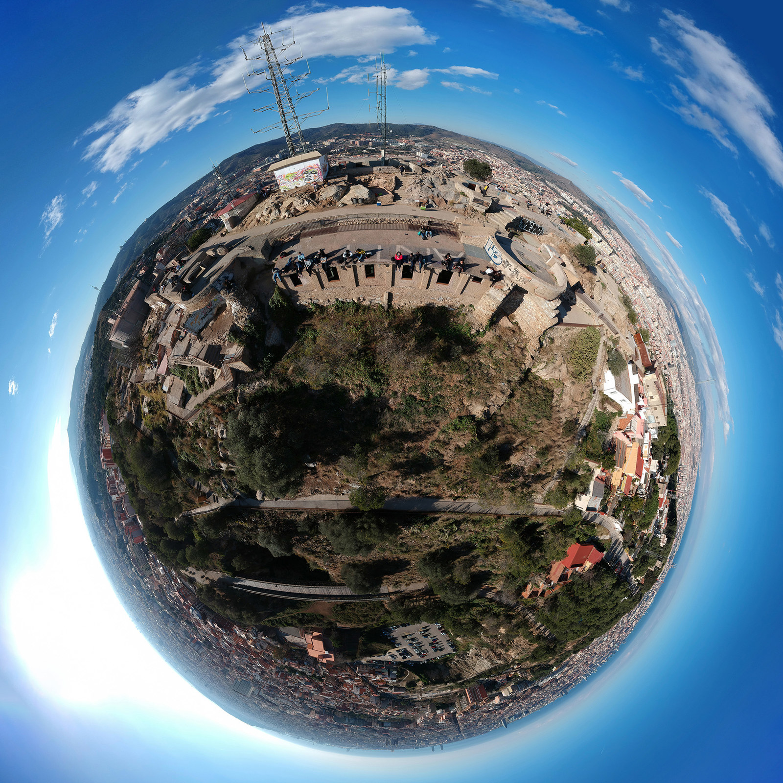 360 picture. Маленькая Планета. Мир на планете. Планета 360 градусов. Снимки 360 градусов.