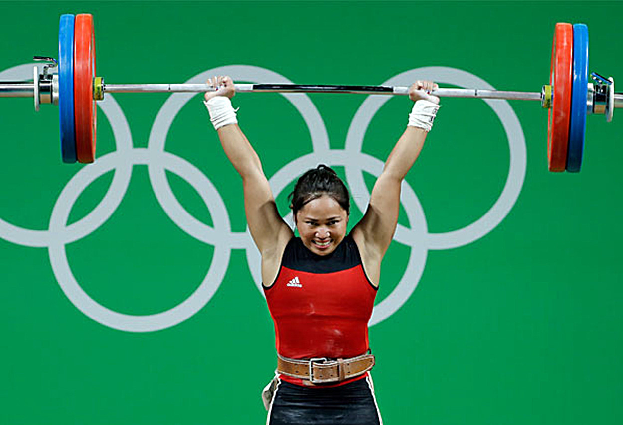 We all remember that moment in 2016 when then-25-year old Filipino Hidilyn Diaz stood tall in Rio, bagging a Silver medal in the women's 53kg weightlifting category and becoming the first-ever Filipina Olympic medalist!Coming from humble beginnings and born to a family of 8, Hidilyn developed an early interest in weightlifting, training early on with homemade barbells crafted grow plastic pipes and tin cans. After winning one competition after another, proper equipment would be donated to her by supporters, empowering her quest to bring glory not just to the Philippines, but also female athletes. Filipino convention calls for women to be feminine, soft, and gentle, but Filipinas like Hidilyn are showing that modern women can also be called on to be strong, tough achievers.During an interview on noontime TV show ASAP, Hidilyn said: "Challenges are just part of life. Time will come when you would just want to give up but you need to fight for your dreams. All you need to do is believe in God, in yourself and your capabilities, and to all the people who believe in you."Hidilyn continues to train and compete, and we see more great achievements in store for her. Now THAT'S a true heart of a champion!