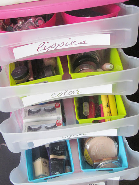 25 Beauty Product Organizing Tips That'll Make You Say 