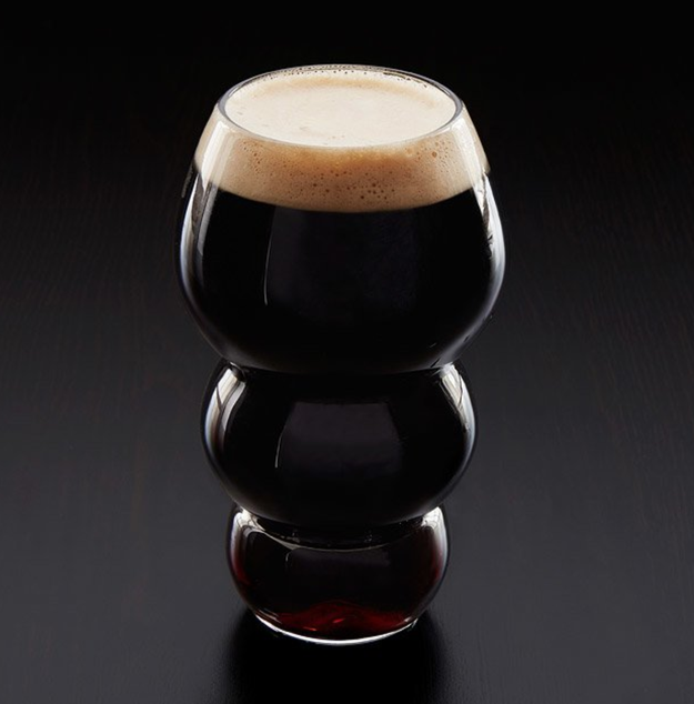 This glass that's specifically created to spotlight malt-rich beers like stouts and porters.