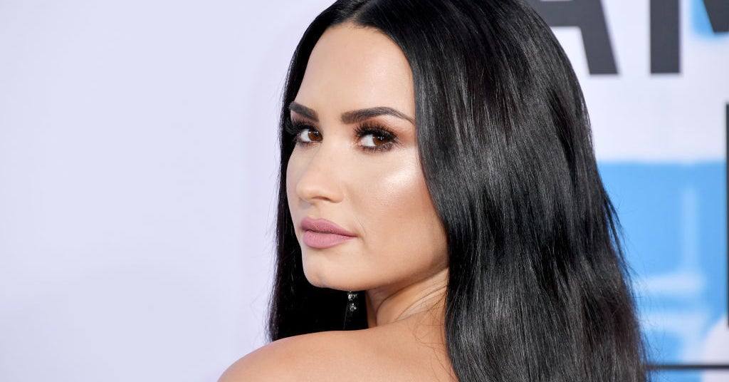 Demi Lovato's Offering Free Mental Health Counseling During Her Tour