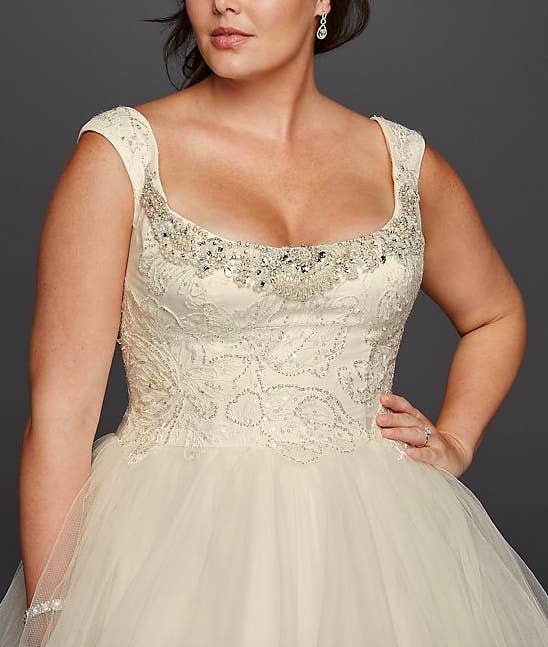 Plus size knee clearance length wedding dresses