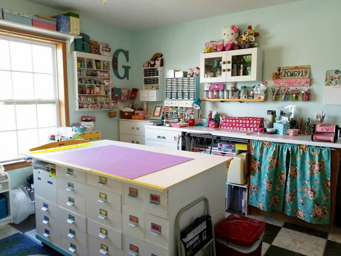 Sewing Room Decorating Ideas - Cook Clean Craft