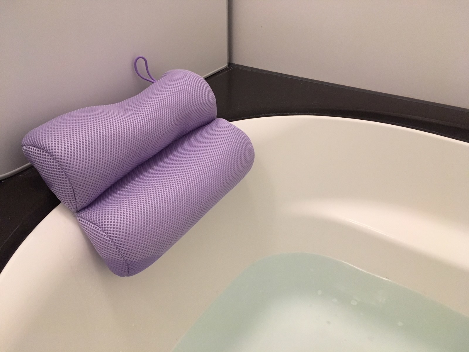 お風呂を 究極のリラックス空間 に変える便利グッズ