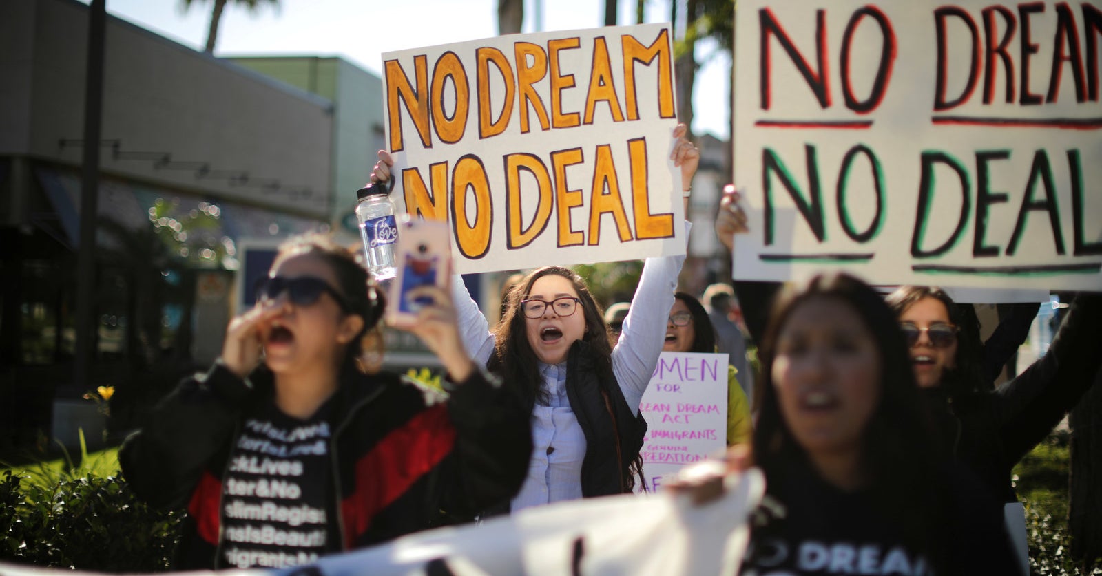 The Government Could Shut Down Again Because Congress Can T Figure Out A Daca Deal