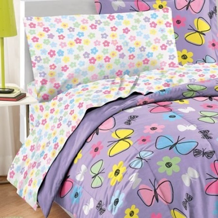 28 Of The Best Bedding Sets You Can Get At Walmart