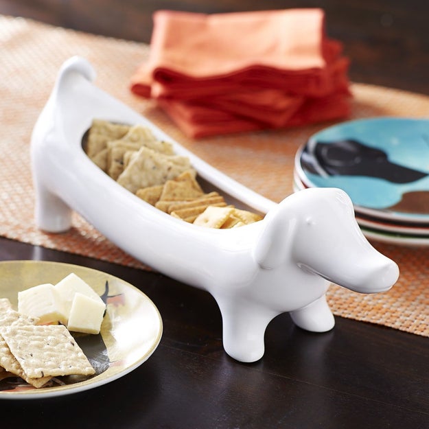 A dishwasher-safe cracker dish to pair with your dips.