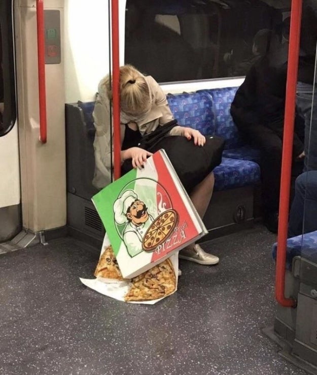 That poor pizza: