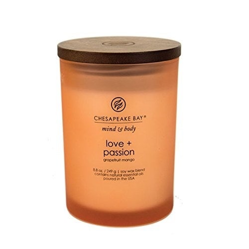 Chesapeake Bay Candle is one of the largest and most well-known home fragrance and wellness-lifestyle brands in the U.S. and around theglobe. The brand’s success derives from the founder Mei Xu’s vision for exquisite, nature-inspired fragrances and modern American design, as well as her outstanding business leadership.