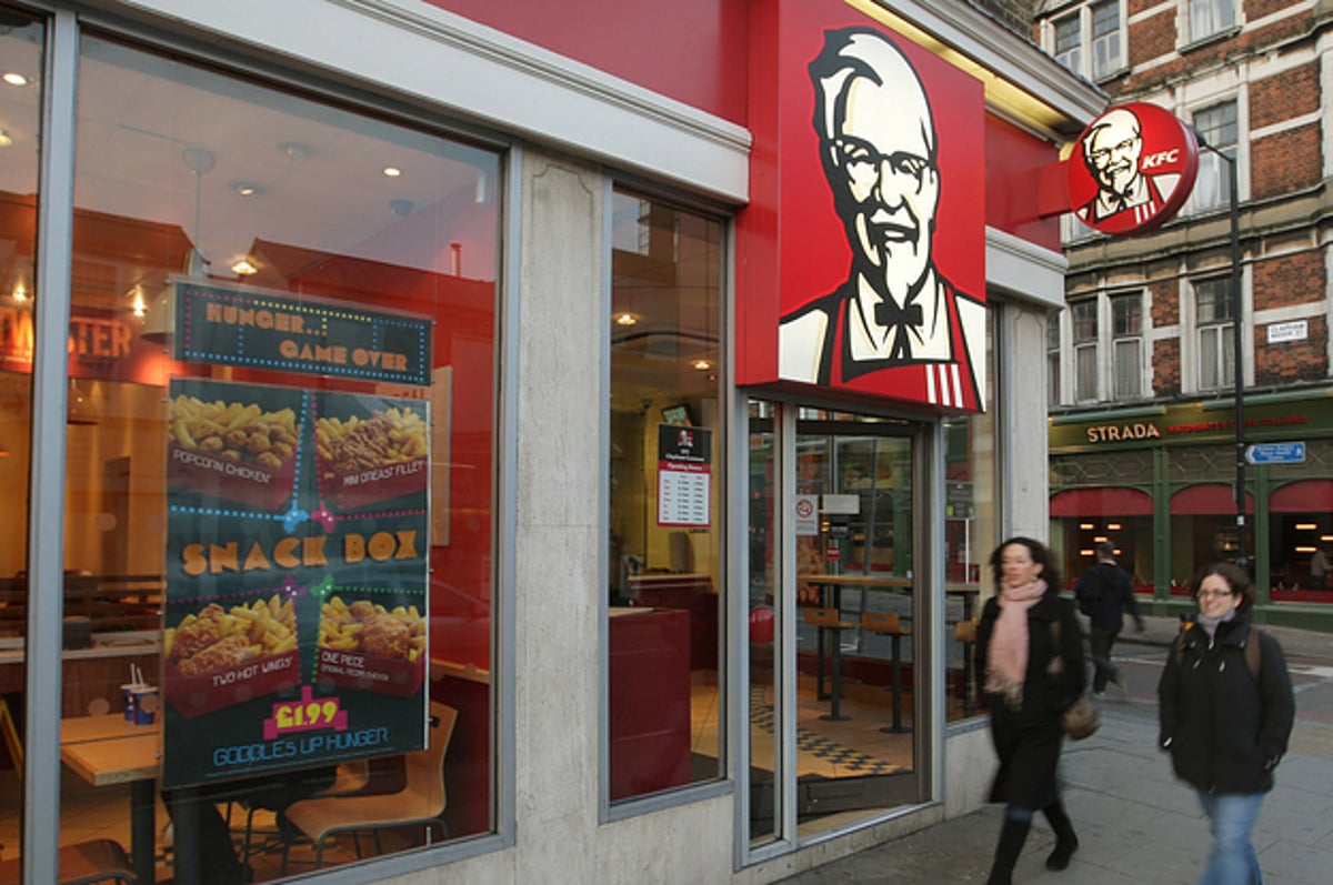 Some Kfc Shops In The Uk Have Run Out Of Chicken And People Are Freaking Out