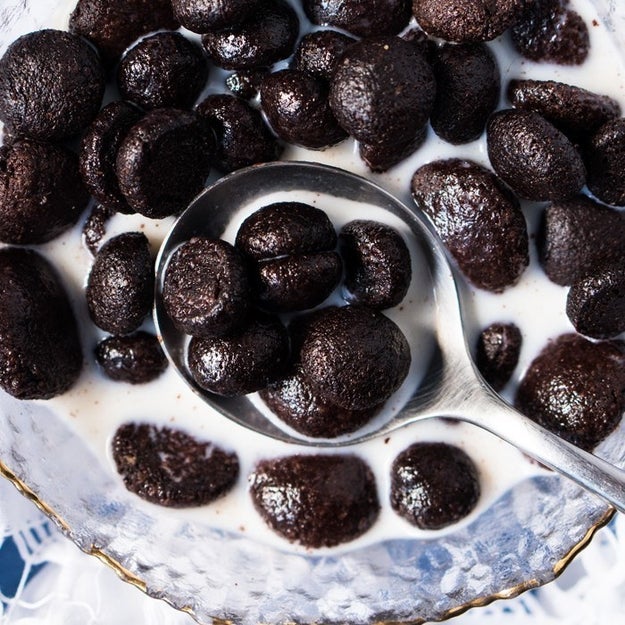 Extra Crunchy Cocoa Puffs Cereal