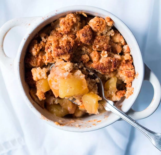 Crunchy Pear and Almond Crumble