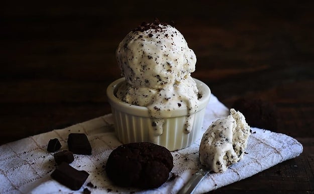 Keto Cookies and Creme Ice Cream