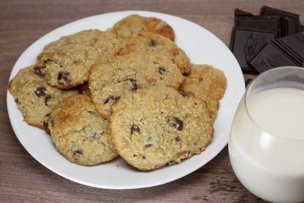 Low Carb Chocolate Chip Cookies