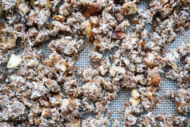 Cinnamon Keto Granola