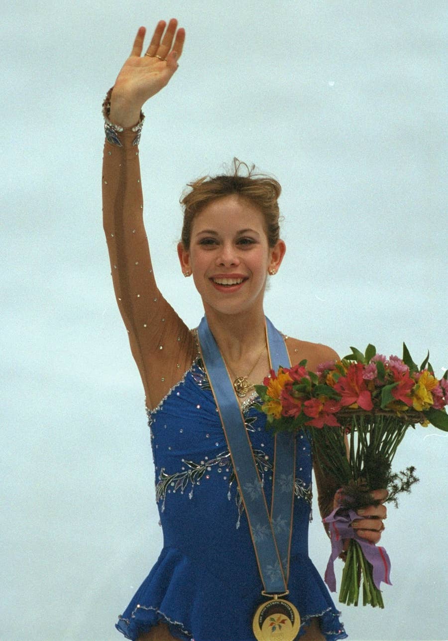 フィギュア青衣装が金のジンクス 気になるザギトワ メドベージェワの衣装の色は フィギュア青衣装が金のジンクス 気になるザギトワ メドベージェワの衣装の色は