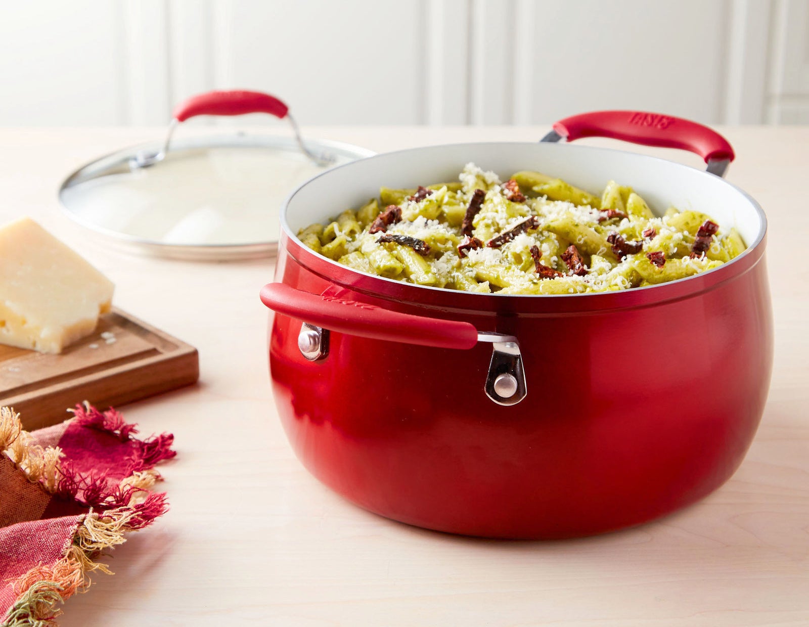 This five-quart Dutch oven has a stainless-steel induction base that's suitable for all cooking surfaces!Get it from the Tasty collection at Walmart for $27.88 (available in three colors).