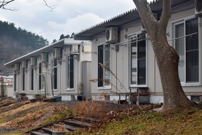 プレハブで迎える8年目の春 仮設住宅で進む高齢化 プレハブで迎える8年目の春 仮設住宅で進む高齢化