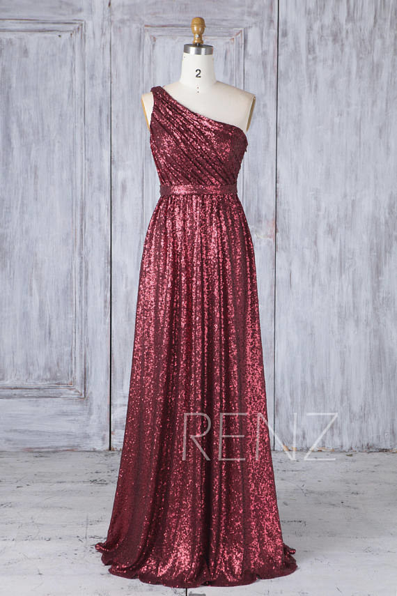 good places to find prom dresses