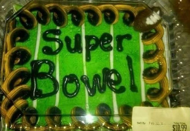 This cake decorator must have been having a shitty day: