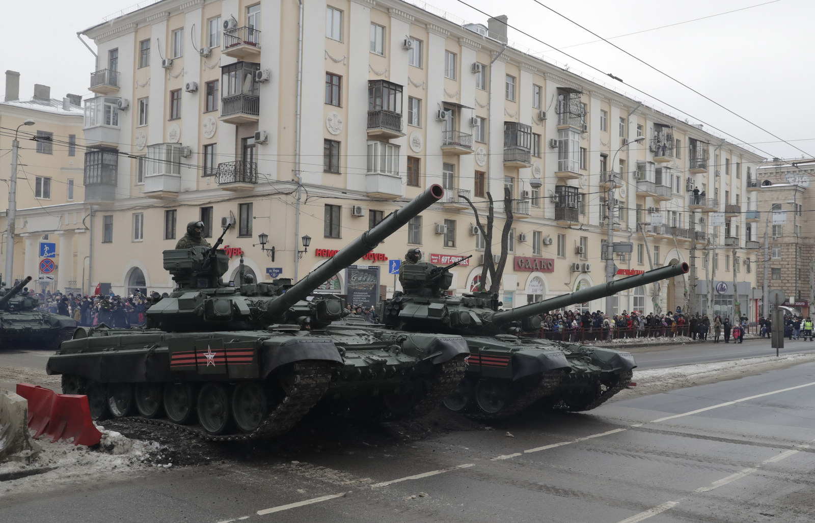 type 10 tank military parade