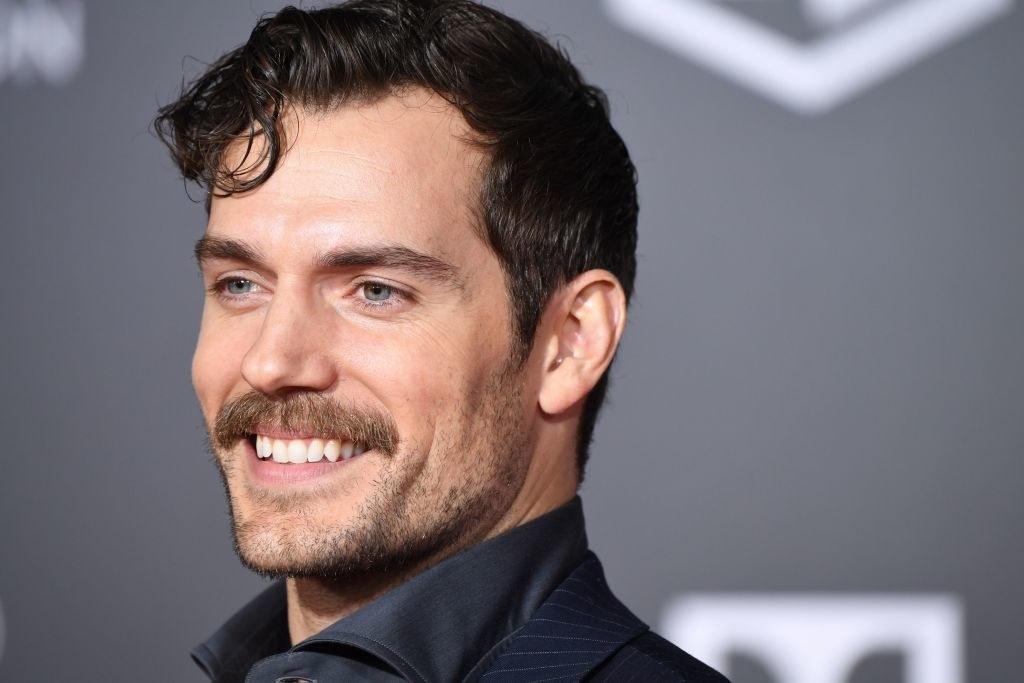 Ryan Reynolds Just Expertly Trolled Henry Cavills Digitally Altered Moustache And Its A Burn 