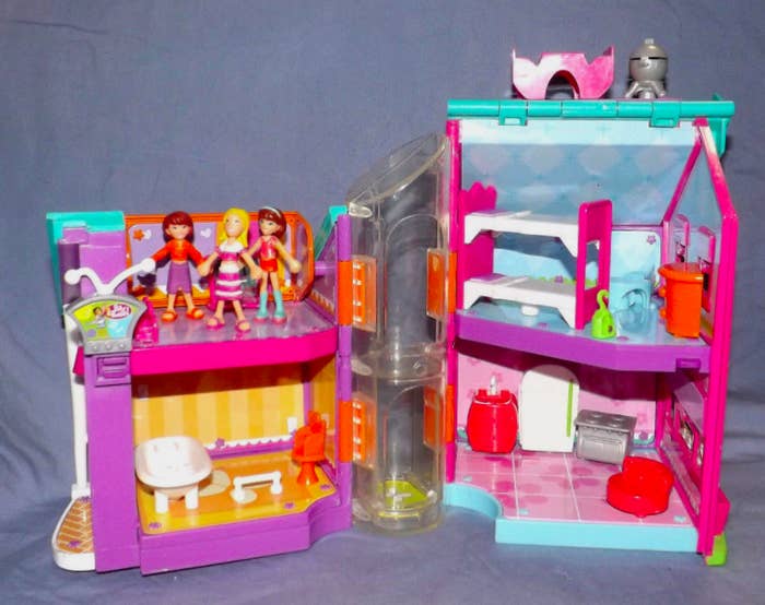 The Relaunch Of Polly Pocket Will Make You Feel Like You're Back In The '90s