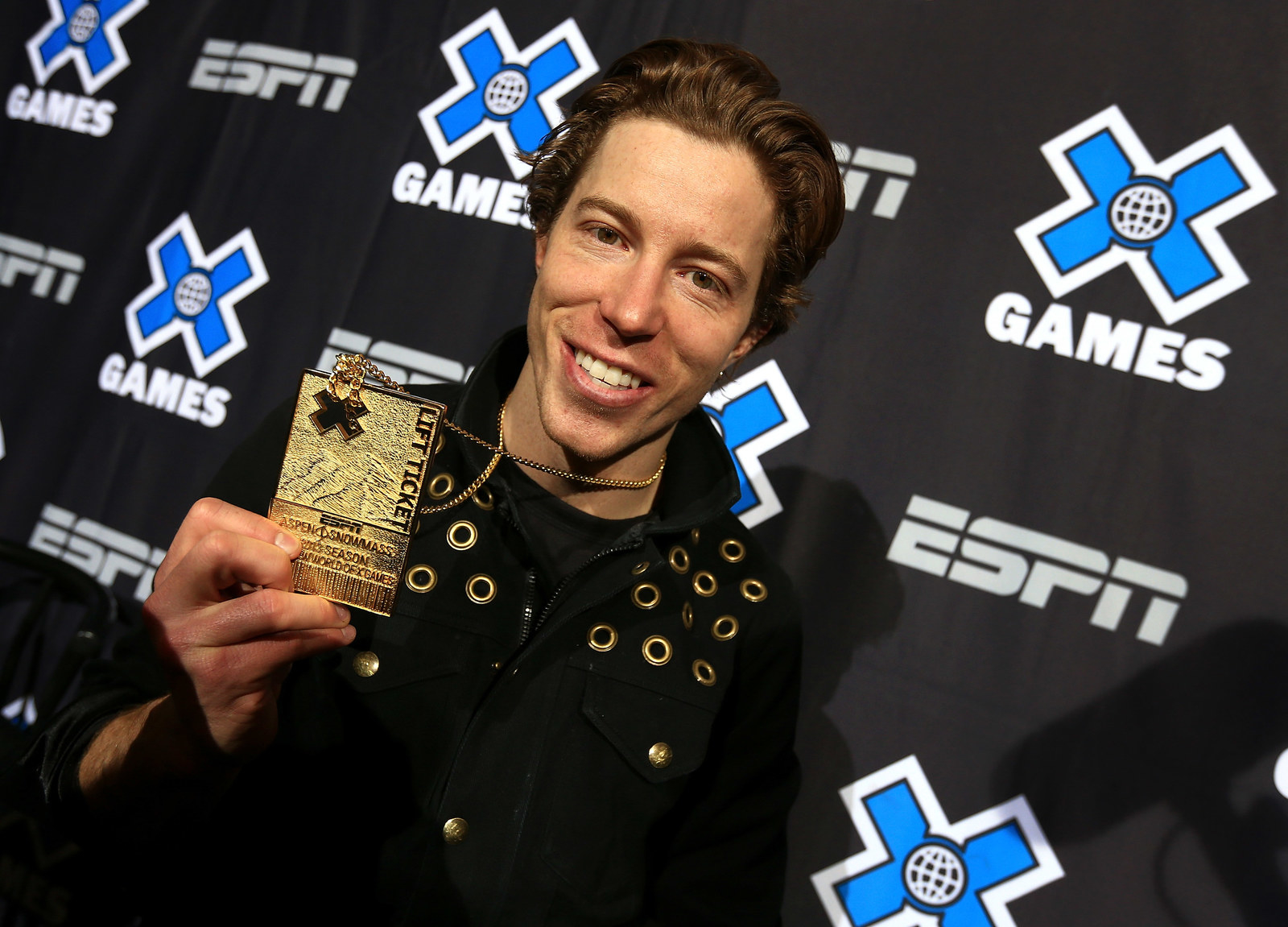 Shaun White is hilarious in this 2006 CNN interview - Upworthy