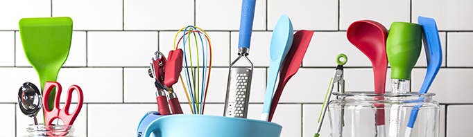 Buzzfeed, Walmart collaborate on line of inexpensive cookware, kitchen  tools - CNET