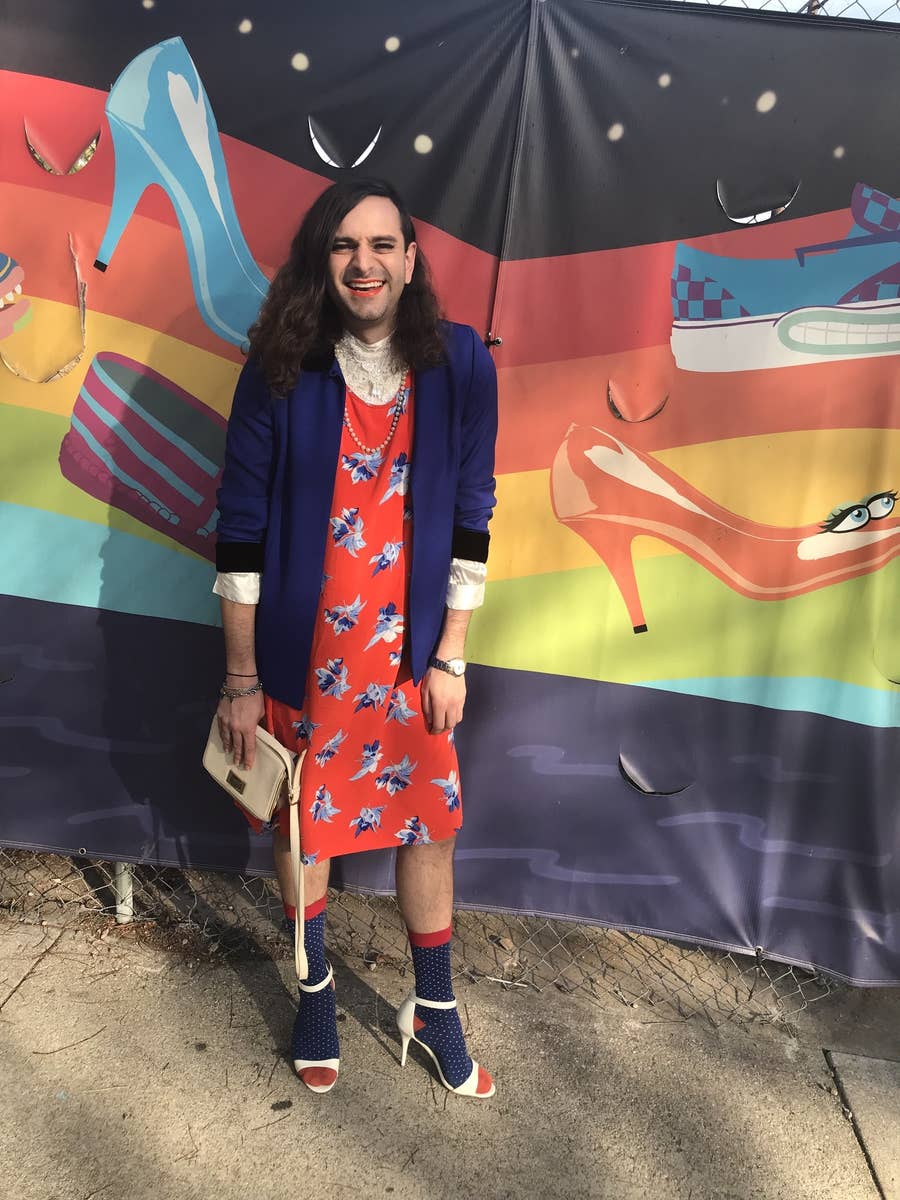 すべての親たちに送りたい ひげを生やし 口紅を塗って生きる私からの手紙