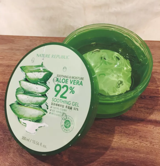 BuzzFeed writer photo of the green tub of the gel