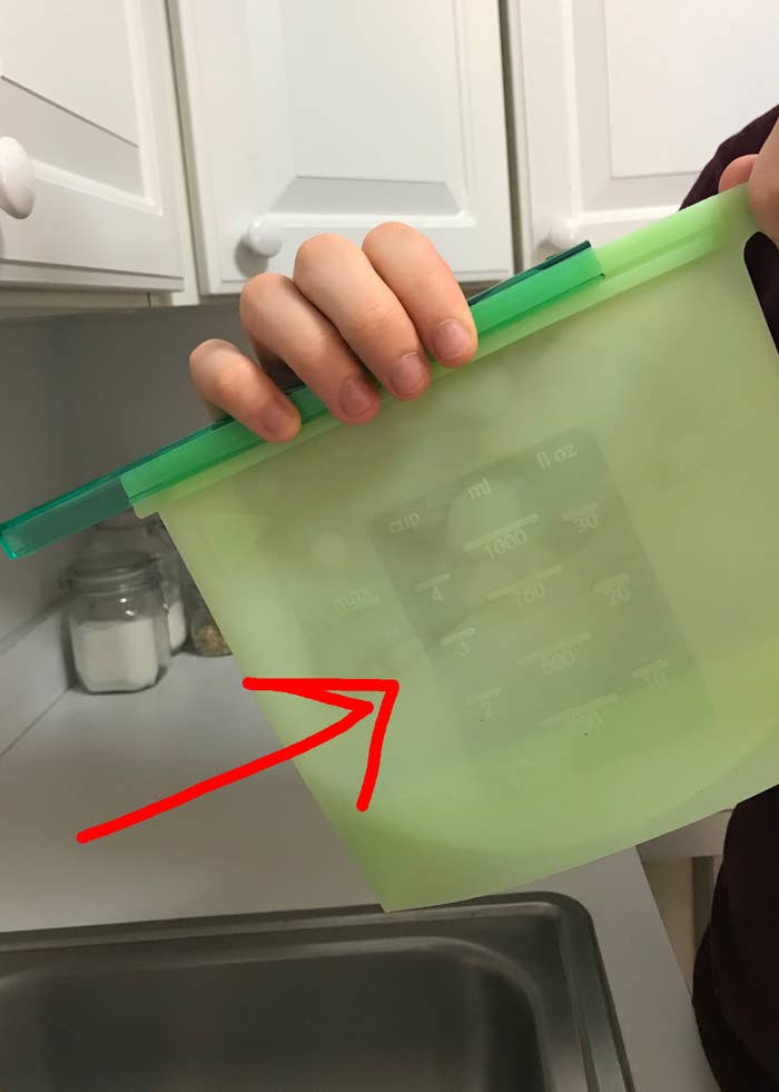 These Cute Reusable Storage Bags Will Help You Save Money And - the measurement grid on the outside is a nice bonus too as amazon user and baker darcy47 points out