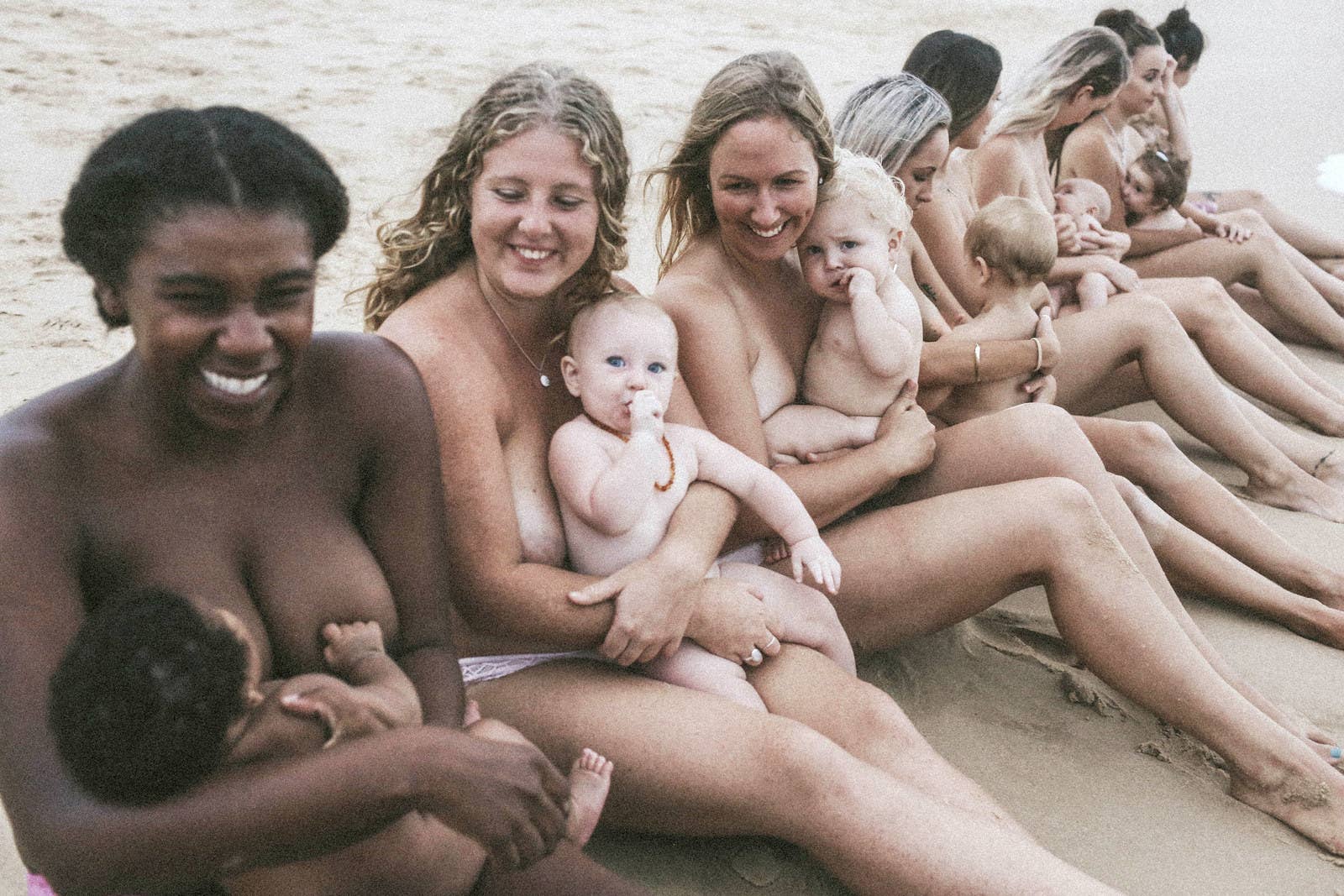 Lactating Porn Beach - These Breastfeeding Mums Posed Nude On The Beach And There's Nothing More  Beautiful