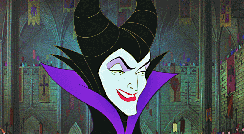 Y sé que Disney tuvo lugar antes de la cultura del spoiler, ¿pero cómo demonios un personaje iba a tener algún tipo de oportunidad si directamente la bautizas como MALÉFICA?