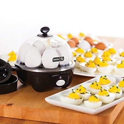 We tried the Dash egg cooker with a cult-following on —is it