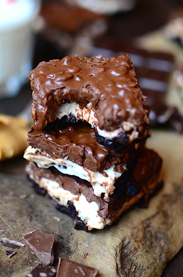 Flourless Marshmallow Crunch Brownies