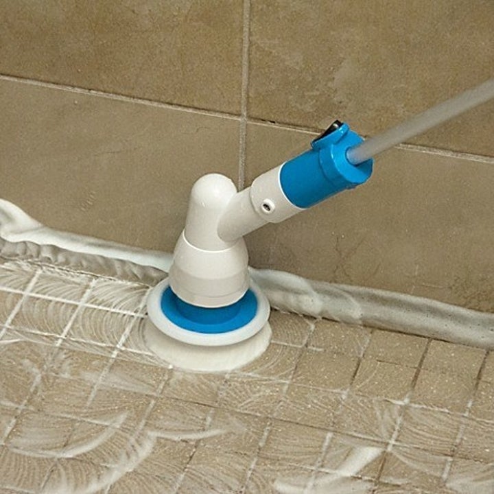 22 Useful Cleaning Gadgets That'll Basically Do The Work For You