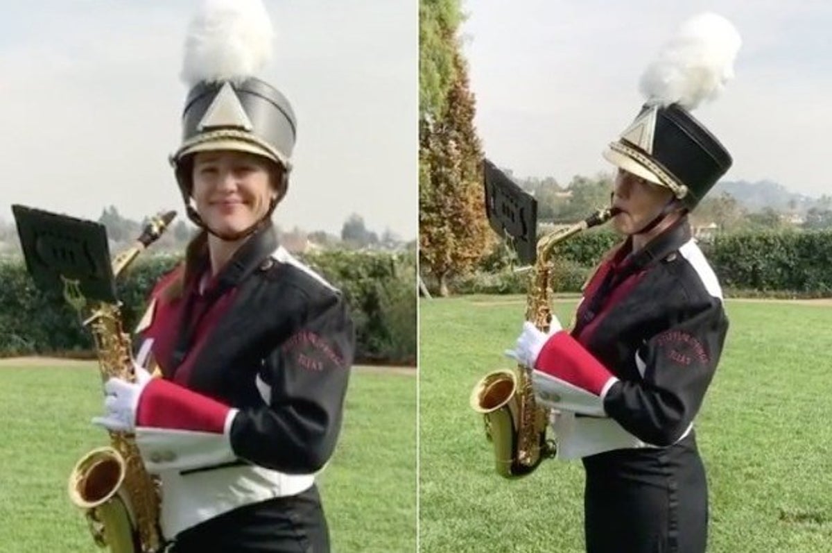 Marching Band Uniform Porn - Here's Jennifer Garner Playing \
