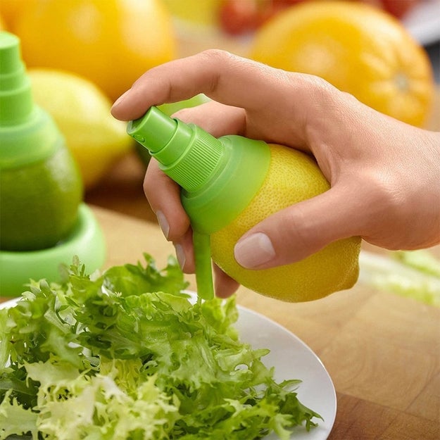 Squeeze out tiresome tasks like cutting and pressing lemons with a citrus sprayer, thanks to its time-saving screw design. Fewer dirty dishes + fun spritzing = happy you and happy stomach.