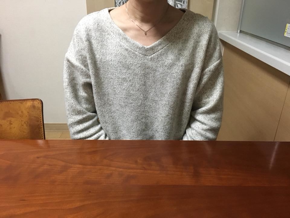 今は、同じように接種後の体調不良に苦しむ女の子の母親から相談を受けているというともこさん。