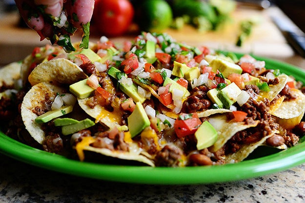 Serve a supper that'll taste like it came right from the ranch (in under thirty minutes!) – loaded nachos in a cast-iron skillet.