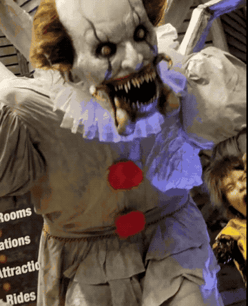 Oh My God This Creepy It Animatronic Is Really Fucking Terrifying This is the coolest animatronic i've seen.this footage is managed exclusively by viralvideouk.com. oh my god this creepy it animatronic