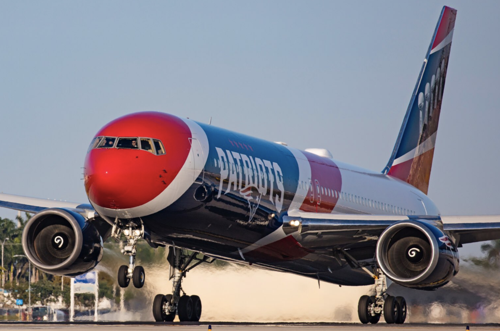 The New England Patriots Loaned Their Plane To The Parkland Students So  They Could Fly To March For Our Lives