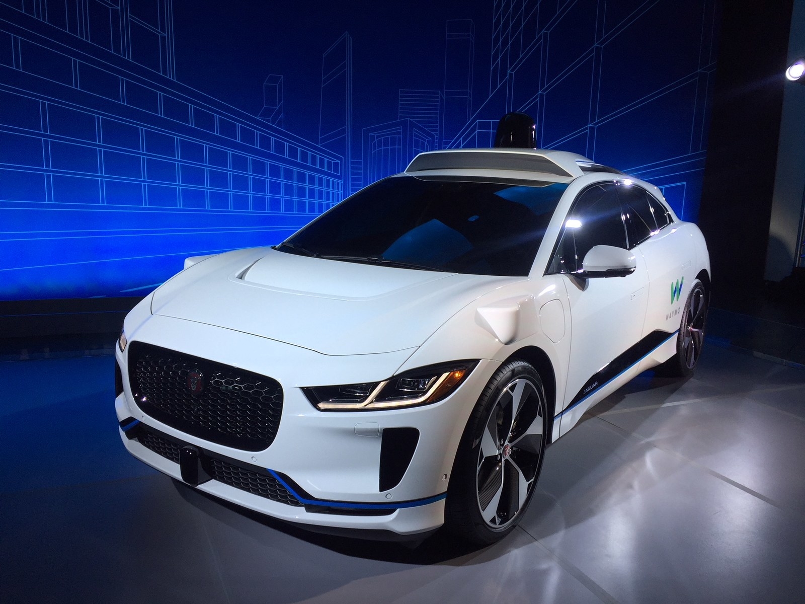 Self driving deals jaguar