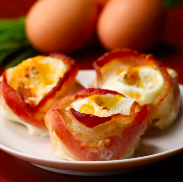 Bacon Egg Cups — a savory breakfast treat ready for consumption in less than 30 minutes! And, yes, you make them in a muffin tin!