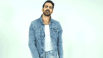 Hot Damn, Here's Nyle DiMarco Signing A Bunch Of Bad Words In ASL