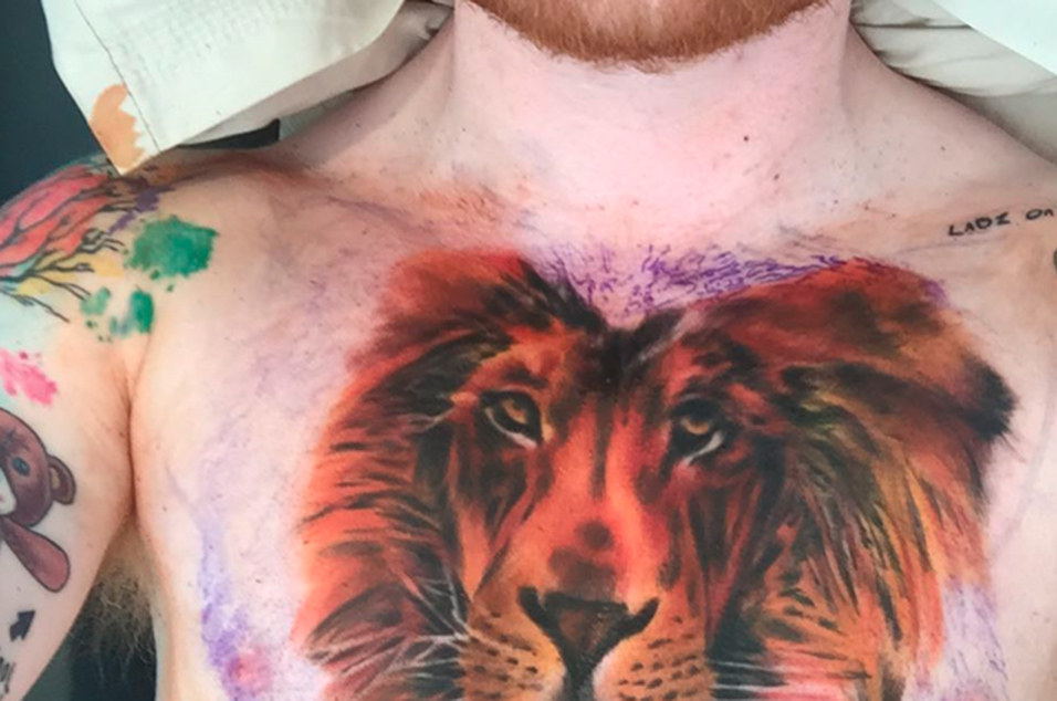 26 tatuajes de famosos que te harán decir: «¡uy, no tenía idea de que lo tuviesen!»
